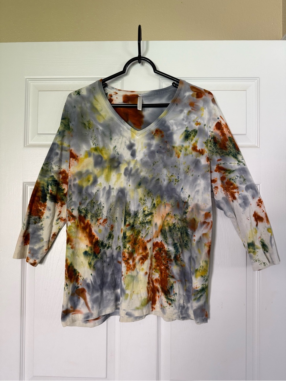 Tie-Dye V-Neck Women's Top - Multi Color
